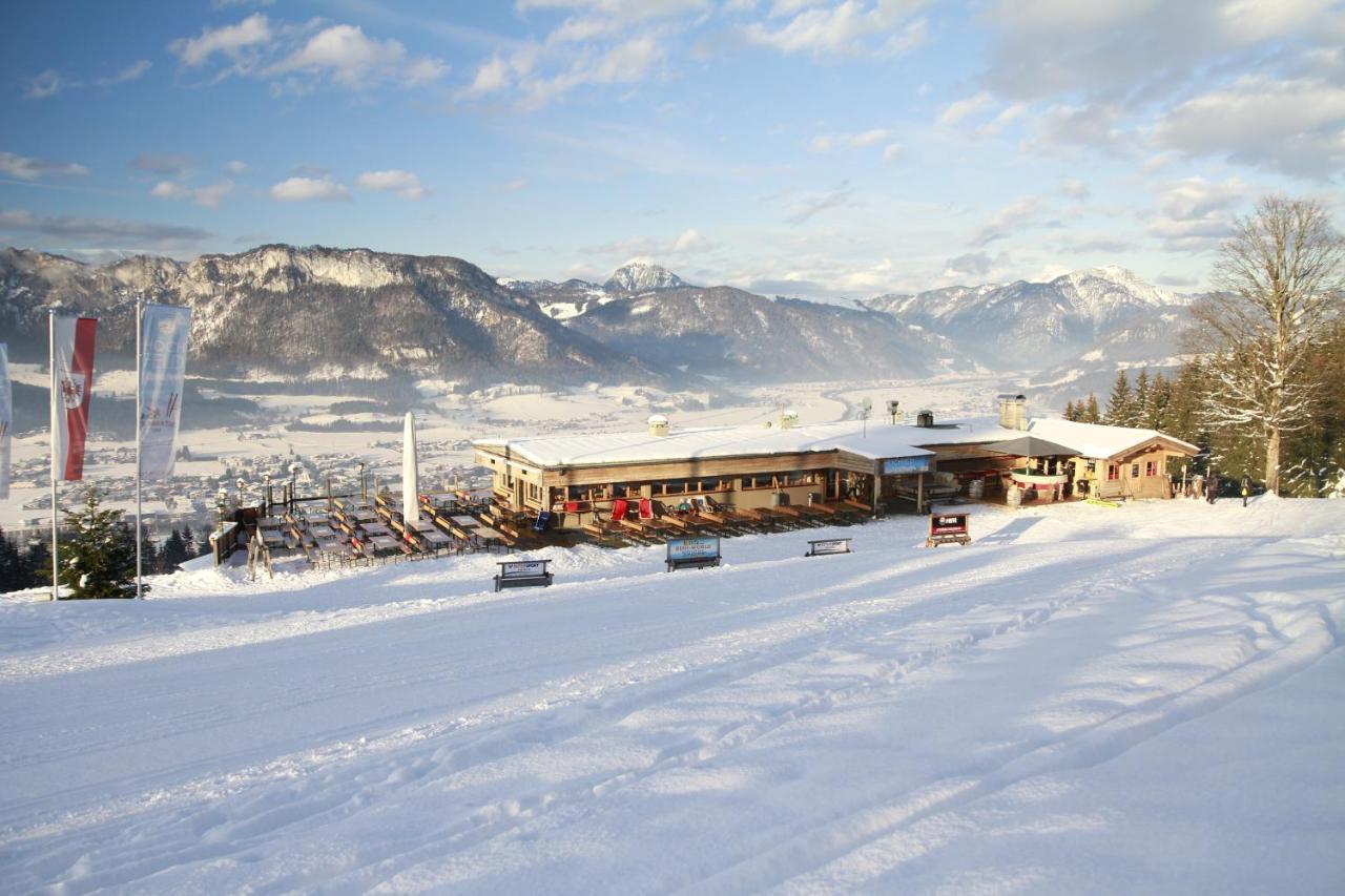 Hochfeldalm Hotell Sankt Johann in Tirol Exteriör bild