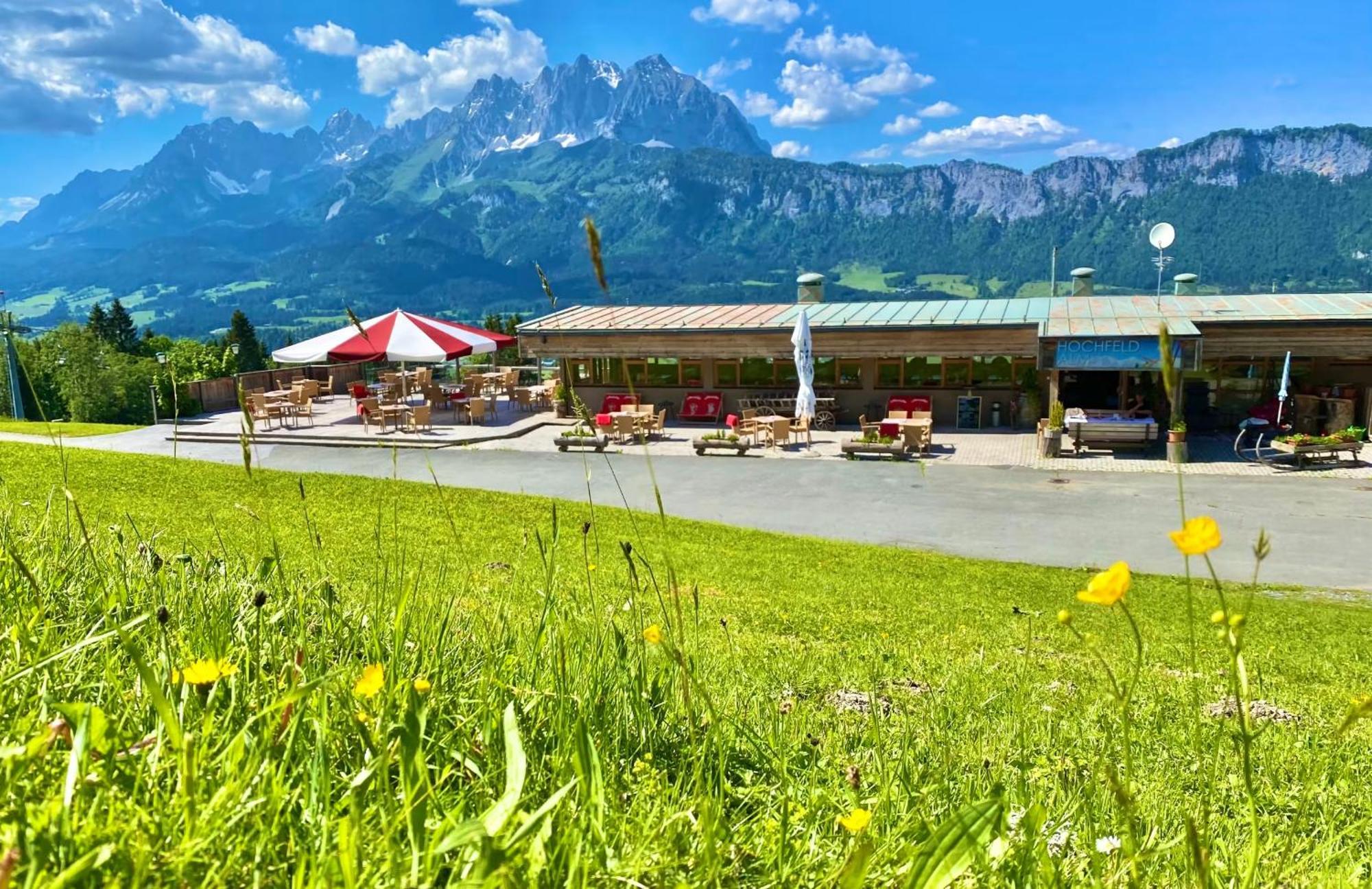 Hochfeldalm Hotell Sankt Johann in Tirol Exteriör bild