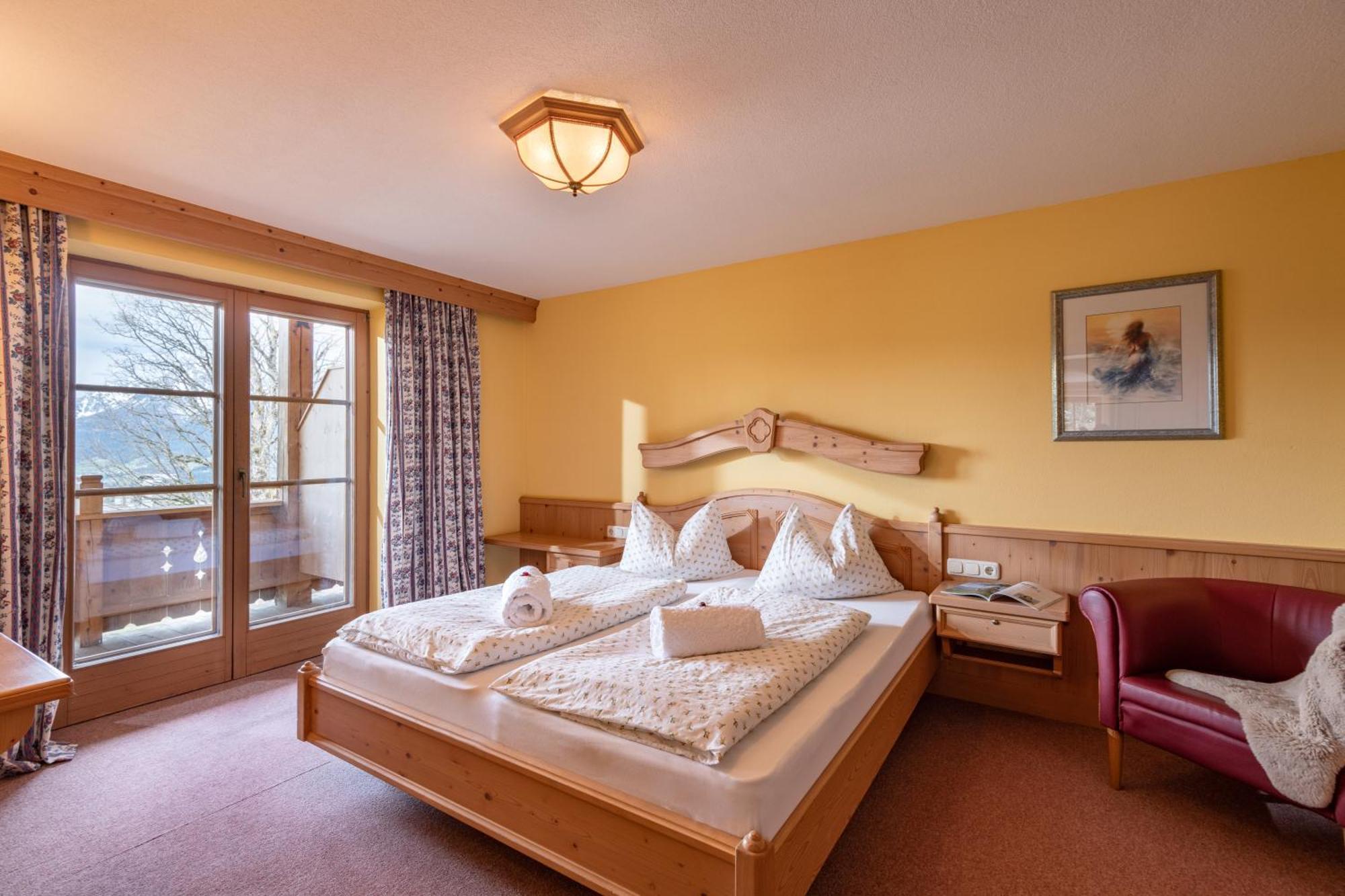 Hochfeldalm Hotell Sankt Johann in Tirol Exteriör bild